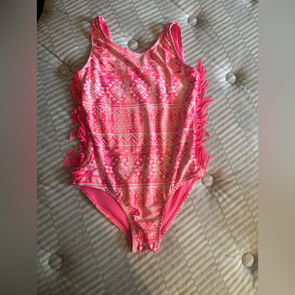 Bathing Suits - Picture 4 of 8